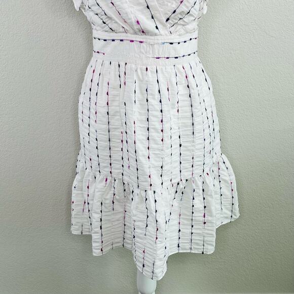 Donna Morgan Embroidered White Flutter-Sleeve Two-Tier V-Neck Mini Dress 10 NWOT - Picture 8 of 13